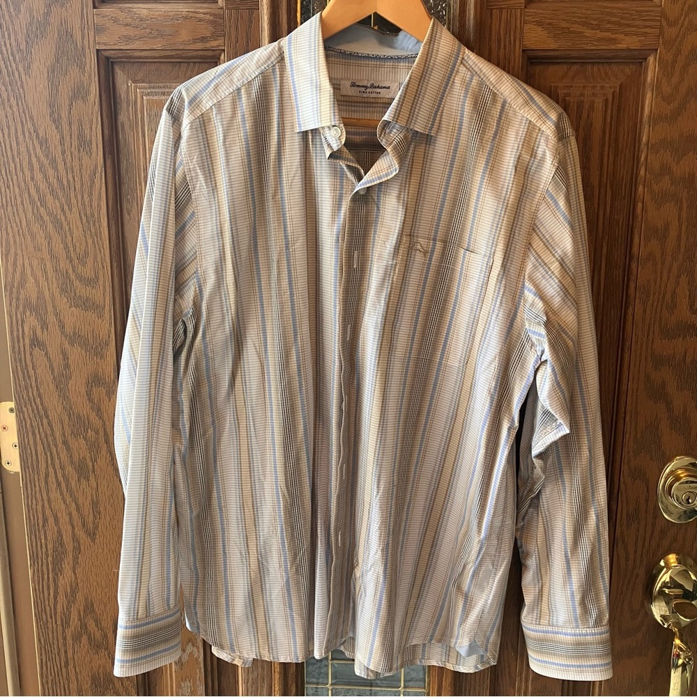 Tommy Bahama Men's 100% Pima Cotton White & Blue Striped Shirt‎ size Medium